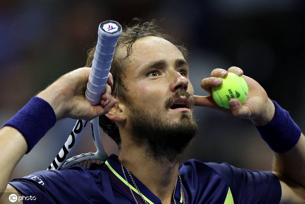 的成功奠定 的成功奠定