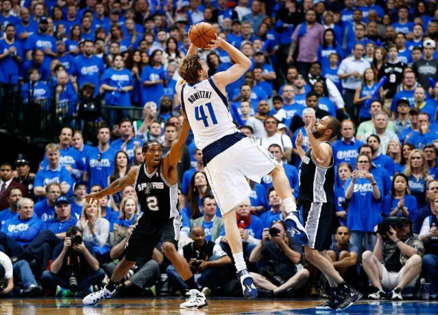 中超第2輪天津津門虎1-2深圳隊 戴偉浚任意球世界波+角球助攻.