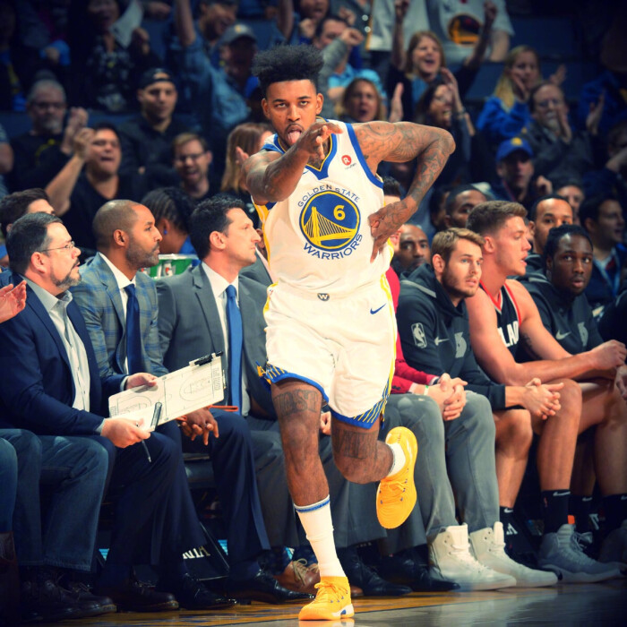 节末绿军打 节末绿军打